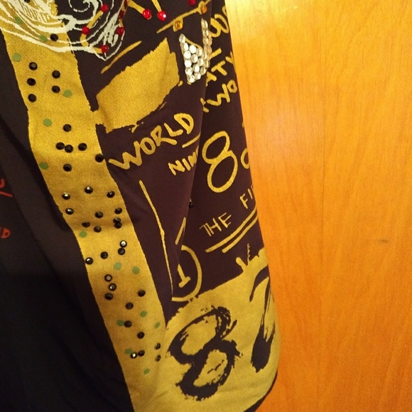 Top - Picture 3 of 4